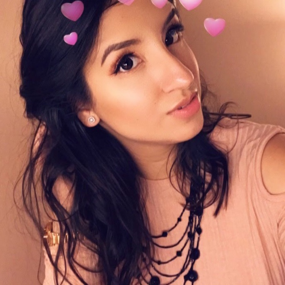 Meet your Posher, Melissa